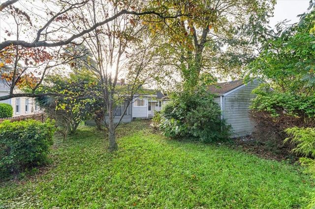 8909 Stratford St ST, Norfolk, VA 23503