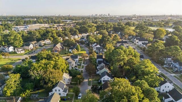 8909 Stratford St ST, Norfolk, VA 23503