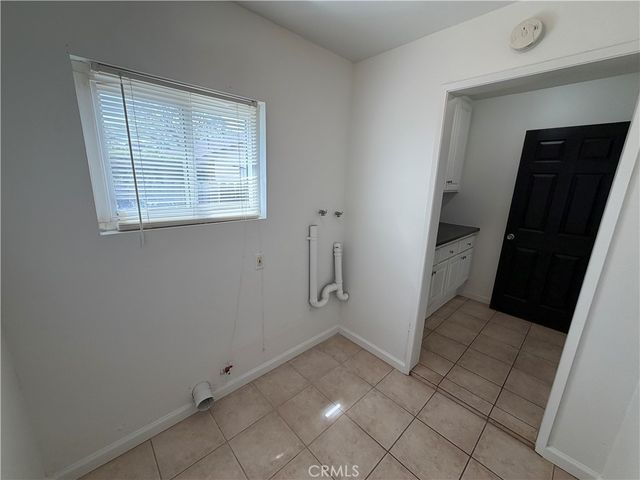 5221 Dresden Place, Riverside, CA 92505