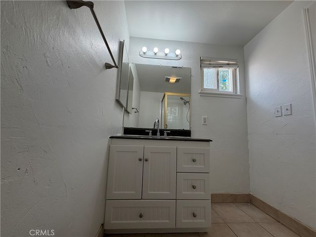 5221 Dresden Place, Riverside, CA 92505