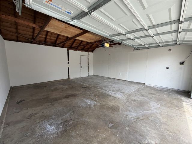 5221 Dresden Place, Riverside, CA 92505