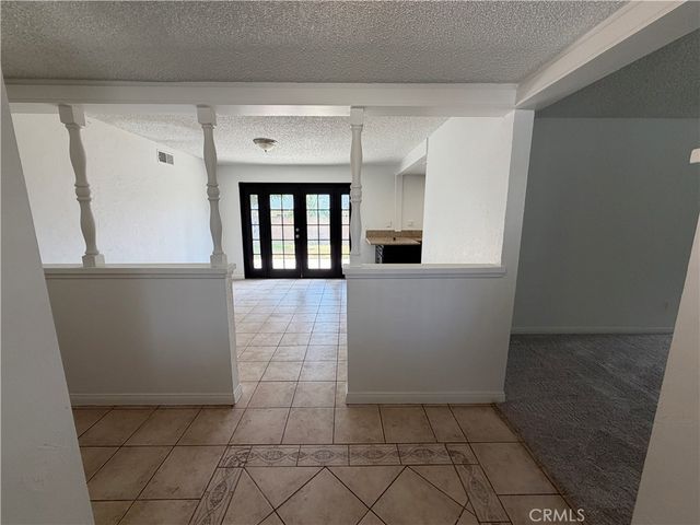 5221 Dresden Place, Riverside, CA 92505