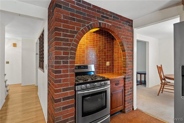 4128 Silverado Drive, Clay, NY 13090