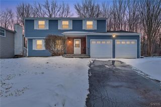 4128 Silverado Drive, Clay, NY 13090