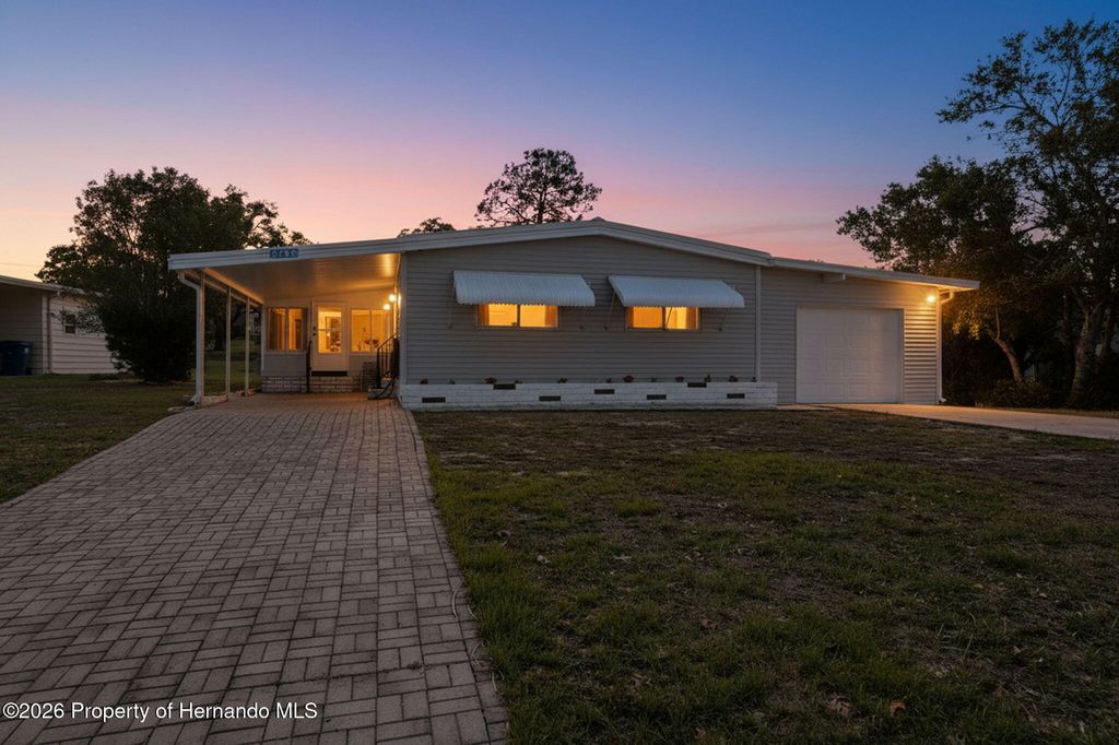 8795 Highpoint Boulevard, Brooksville, FL 34613