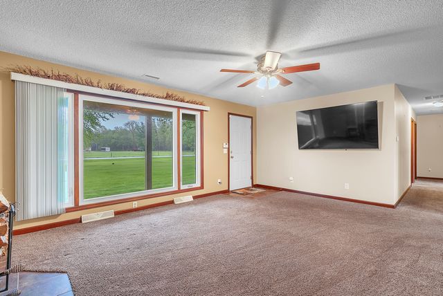 2204 S Meridian Road, Morocco, IN 47963