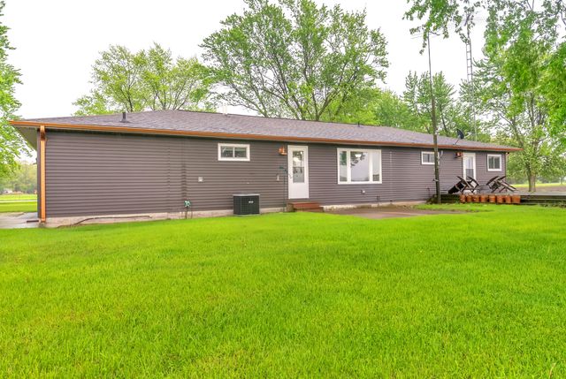 2204 S Meridian Road, Morocco, IN 47963