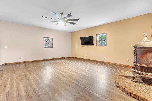 2204 S Meridian Road, Morocco, IN 47963