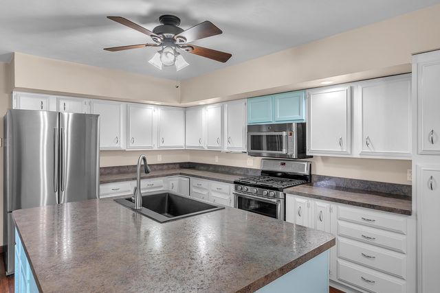 2204 S Meridian Road, Morocco, IN 47963