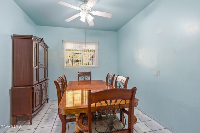 11474 Gladstone Avenue, Sylmar, CA 91342
