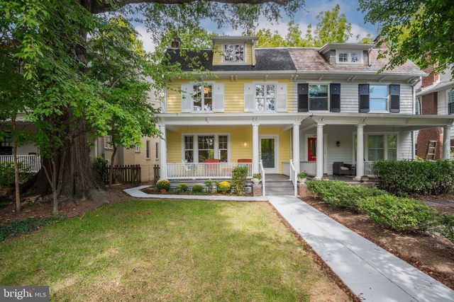3933 LIVINGSTON ST NW, Washington, DC 20015