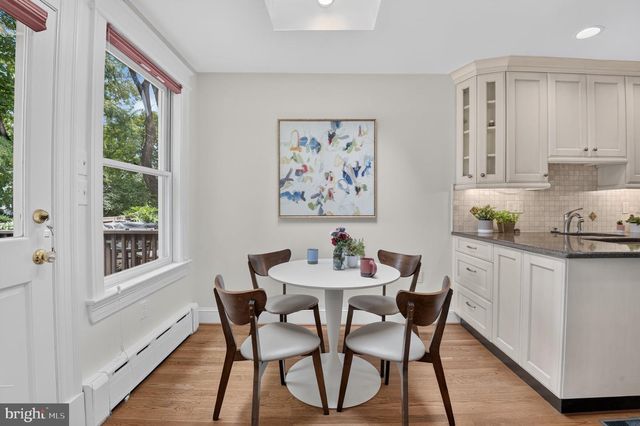 3933 LIVINGSTON ST NW, Washington, DC 20015