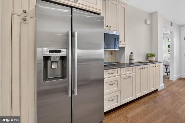 3933 LIVINGSTON ST NW, Washington, DC 20015