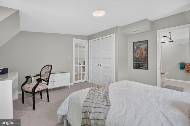 3933 LIVINGSTON ST NW, Washington, DC 20015