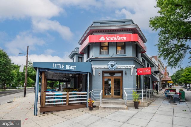 3933 LIVINGSTON ST NW, Washington, DC 20015