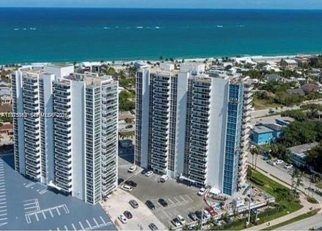 2715 N Ocean Blvd 2E, Fort Lauderdale, FL 33308