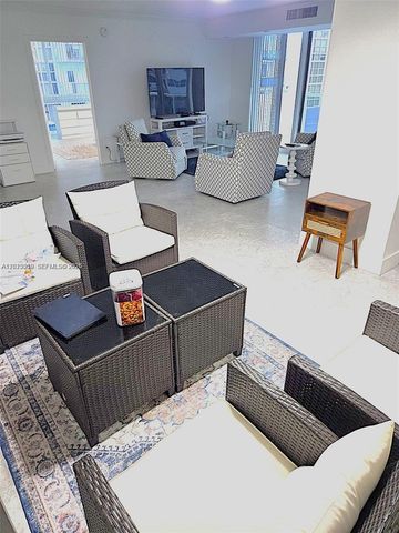 2715 N Ocean Blvd 2E, Fort Lauderdale, FL 33308