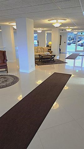 2715 N Ocean Blvd 2E, Fort Lauderdale, FL 33308
