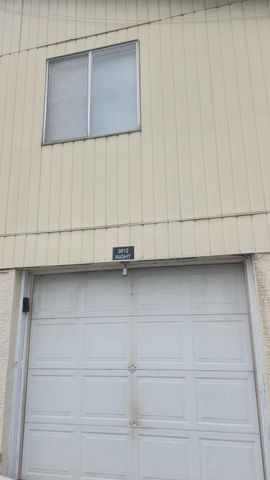 3812 Charbonnett Court, 4E, Columbus, OH 43232