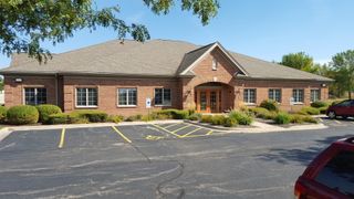 1958 Aberdeen Court 1, Sycamore, IL 60178