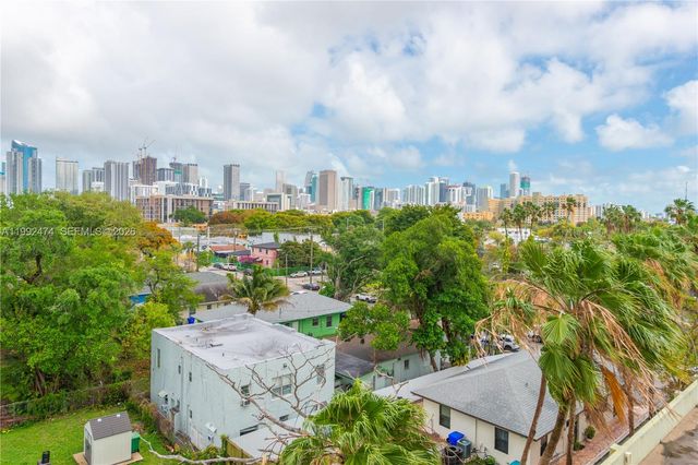 816 NW 11th St 606, Miami, FL 33136