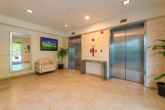 816 NW 11th St 606, Miami, FL 33136