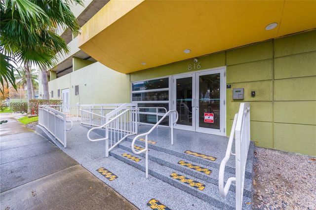 816 NW 11th St 606, Miami, FL 33136