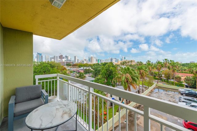 816 NW 11th St 606, Miami, FL 33136