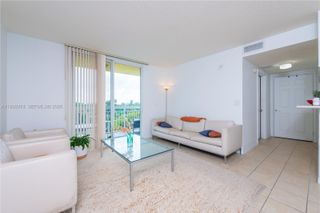 816 NW 11th St 606, Miami, FL 33136