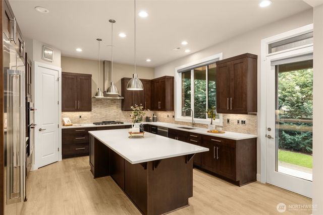 13227 111th Avenue NE, Kirkland, WA 98034