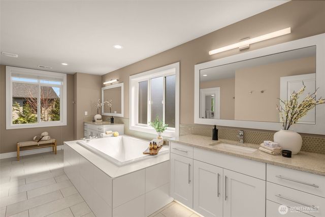 13227 111th Avenue NE, Kirkland, WA 98034