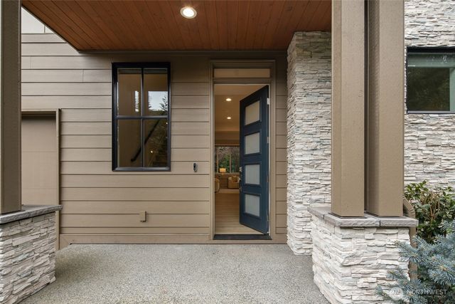 13227 111th Avenue NE, Kirkland, WA 98034