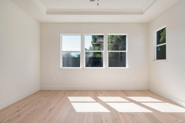 3541 Ruston Ln, Napa, CA 94558