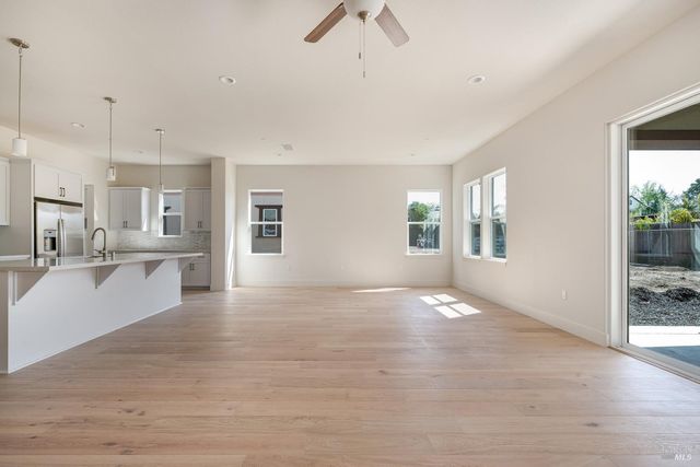 3541 Ruston Ln, Napa, CA 94558