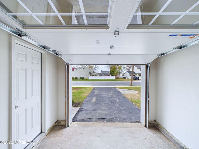 28 Patten Lane, Long Branch, NJ 07740