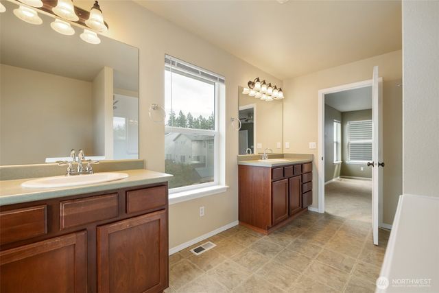 4307 Murrelet Avenue SW, Port Orchard, WA 98367