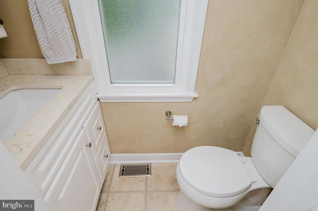 9003 GARDENIA RD, Baltimore, MD 21236