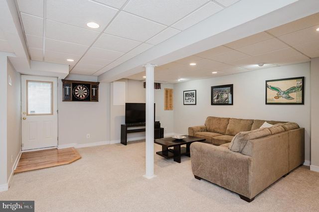 9003 GARDENIA RD, Baltimore, MD 21236