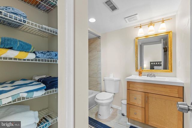 8-E QUEEN VICTORIA WAY, Chester, MD 21619