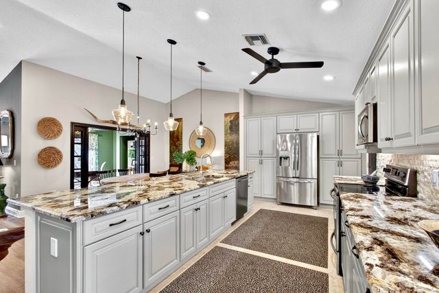 11866 Donlin Drive, Wellington, FL 33414