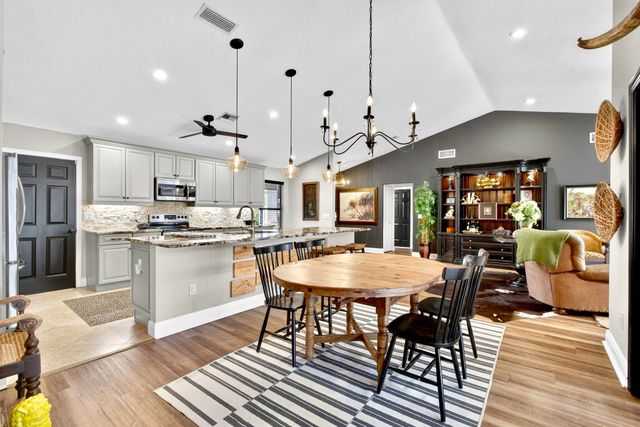 11866 Donlin Drive, Wellington, FL 33414