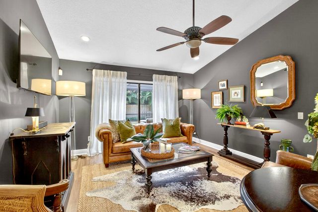 11866 Donlin Drive, Wellington, FL 33414