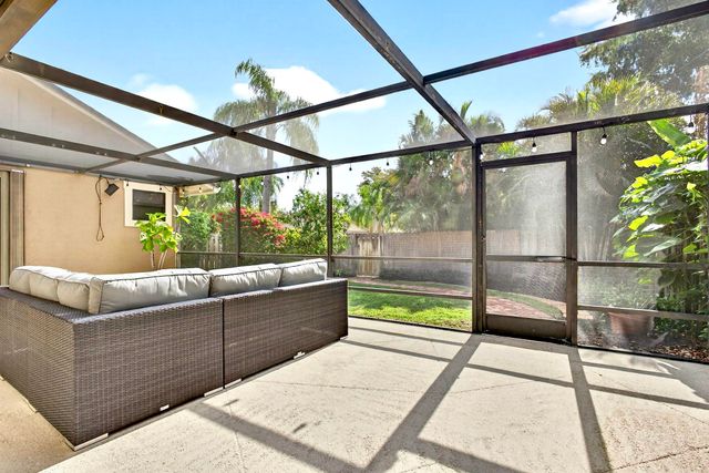 11866 Donlin Drive, Wellington, FL 33414