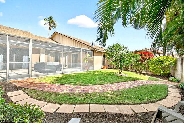 11866 Donlin Drive, Wellington, FL 33414