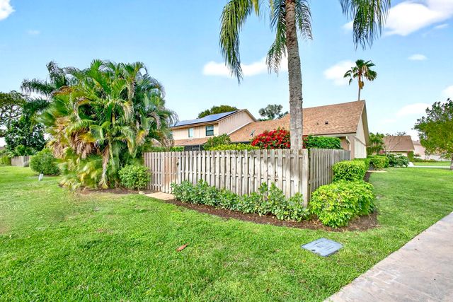 11866 Donlin Drive, Wellington, FL 33414