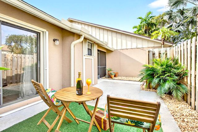 11866 Donlin Drive, Wellington, FL 33414