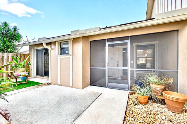 11866 Donlin Drive, Wellington, FL 33414