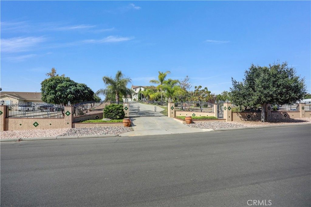 18689 Hawkhill, Perris, CA 92570 — photo 4