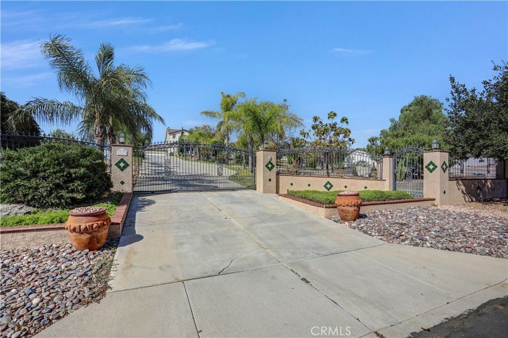 18689 Hawkhill, Perris, CA 92570 — photo 5