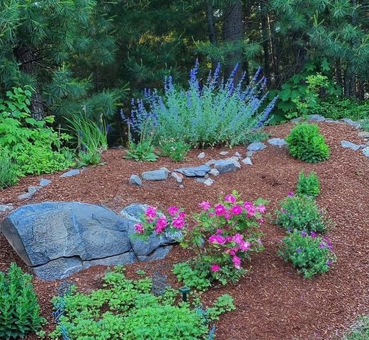 35 Greenside Ln 35, Acton, MA 01720